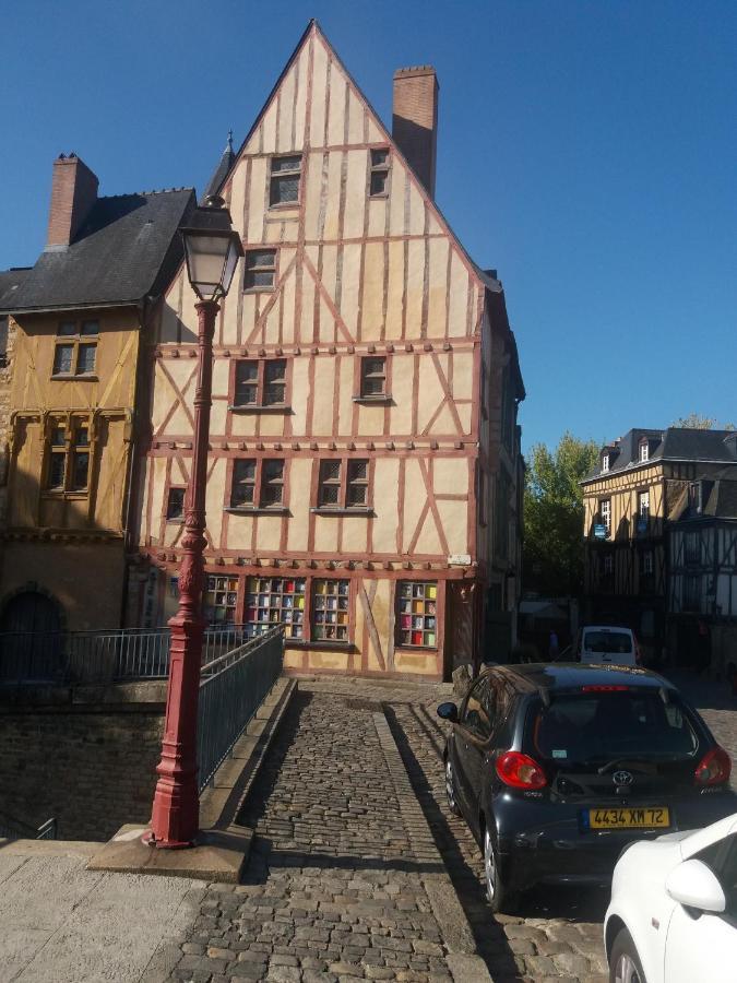 Ferienwohnung L'Atelier Velours Le Mans Exterior foto